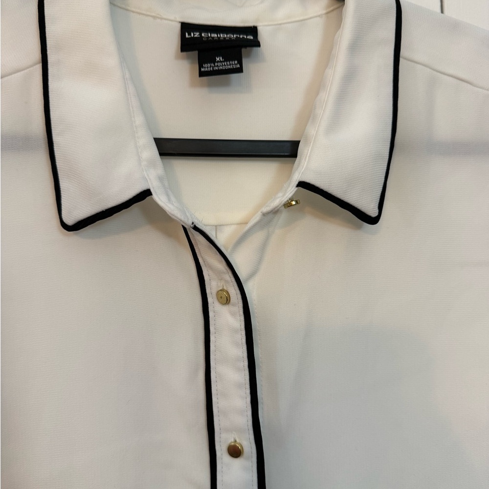Liz Claiborne White Blouse - Picture 3 of 4